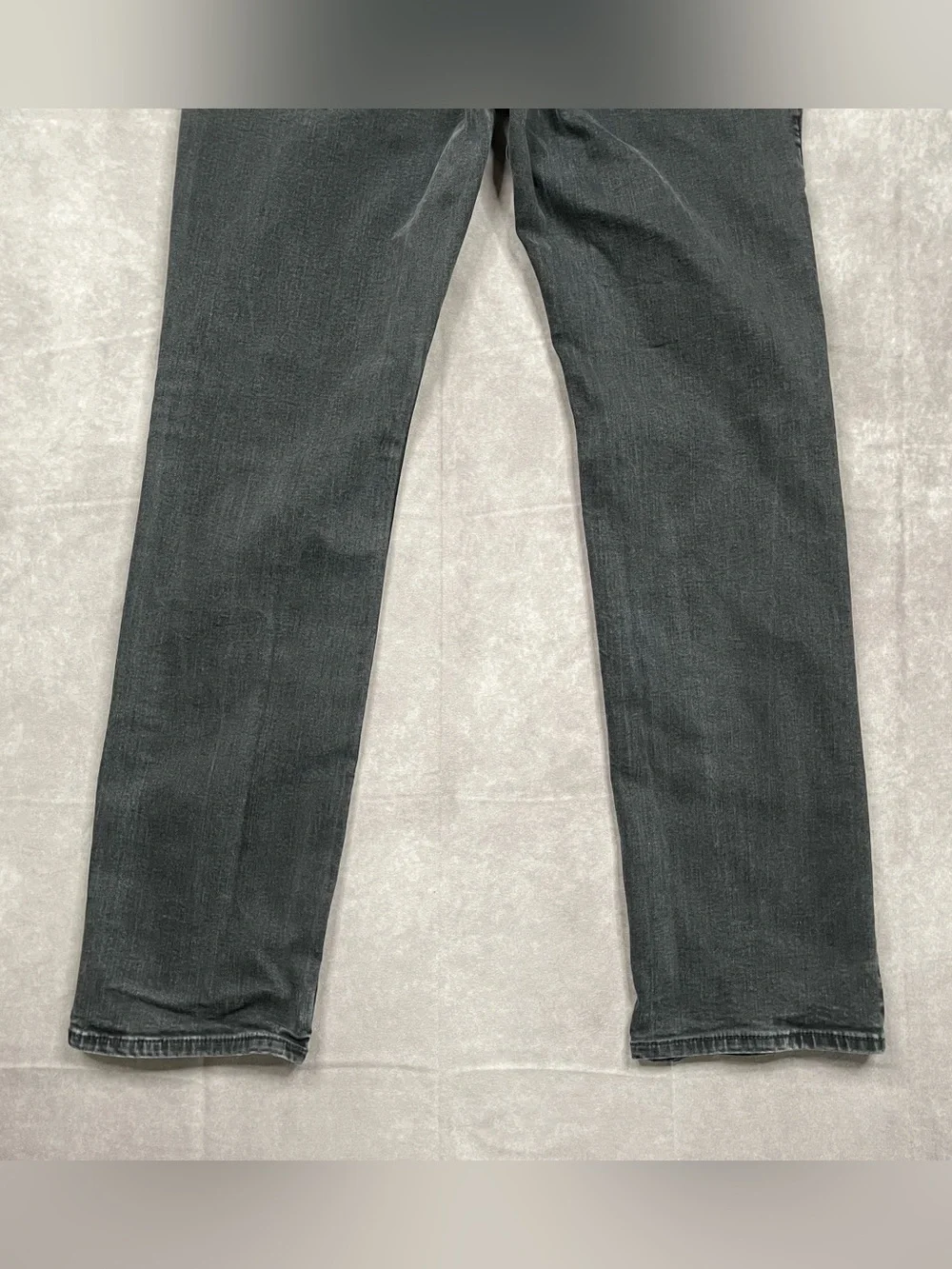 True Religion Ricky Jeans Mens Size 33 Black Back Flap Pocket Relaxed Straight